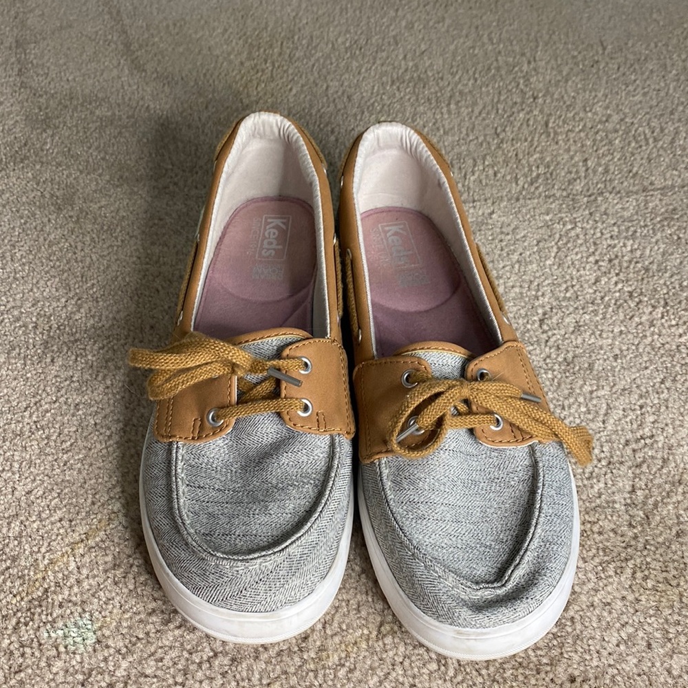 KEDS shoes size 7.5